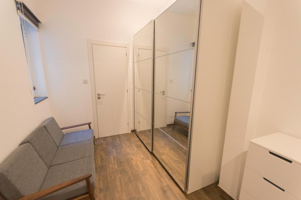 4 Bedroom Apartment Near Sliema Seafront Екстер'єр фото
