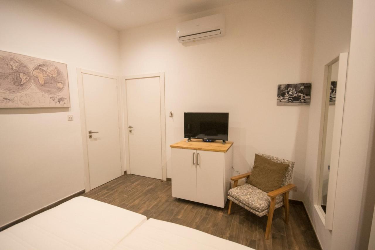 4 Bedroom Apartment Near Sliema Seafront Екстер'єр фото